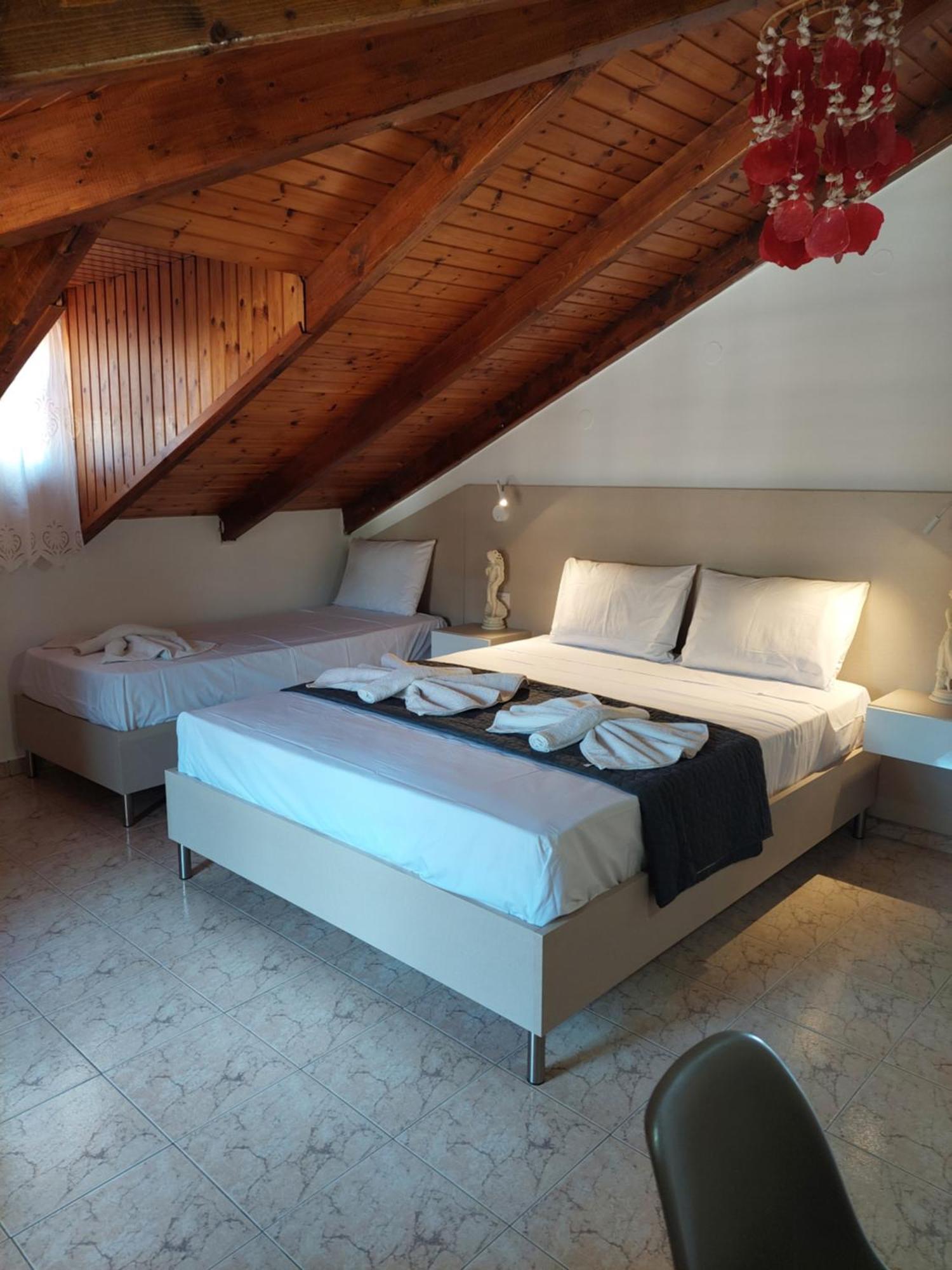 Georgia'S Studios Tsilivi  Buitenkant foto
